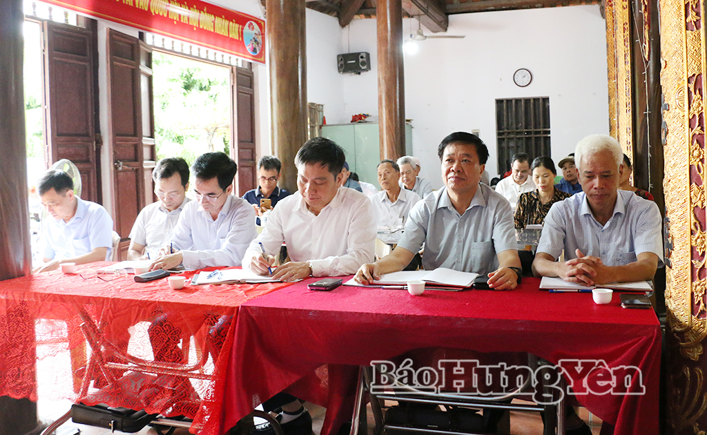 Đồng chí Chủ nhiệm Ủy ban Kiểm tra Tỉnh ủy Nguyễn Quang Hưng dự sinh hoạt Chi bộ thôn Tri Chỉ