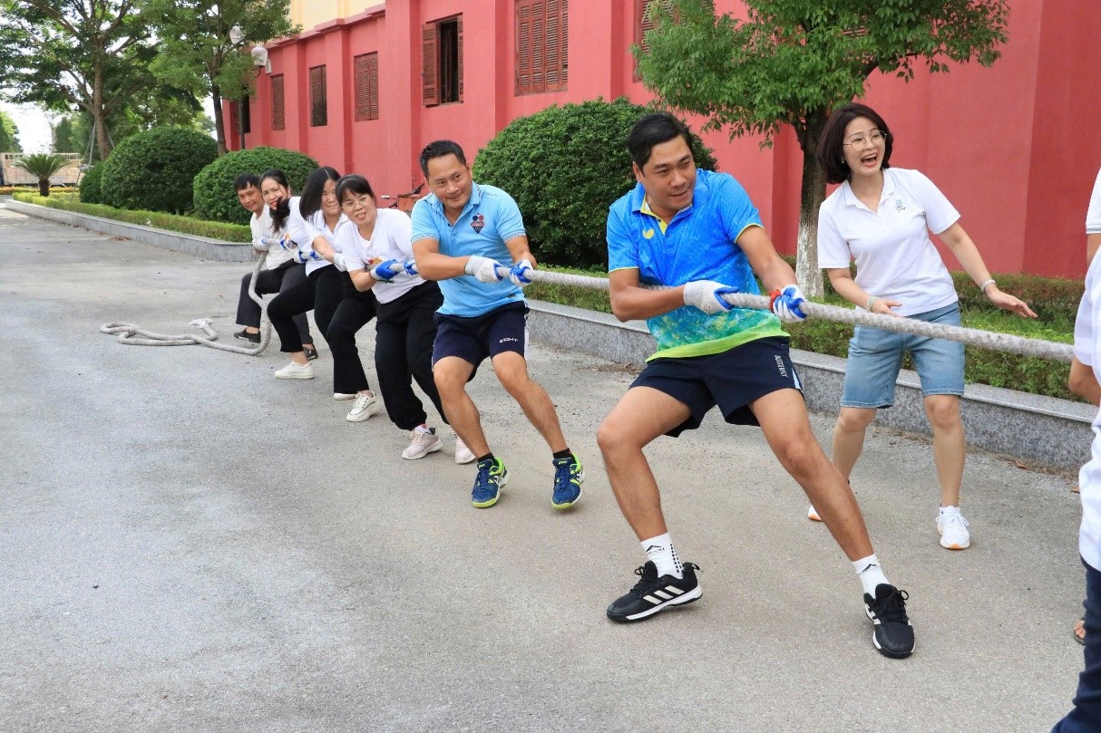 HỘI THAO CHÀO MỪNG KỈ NIỆM NGÀY TRUYỀN THỐNG CÁC BAN ĐẢNG 