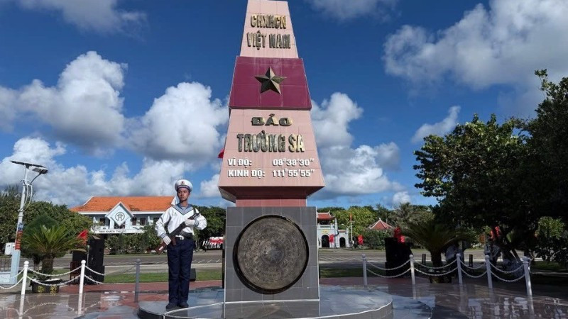 Quân và dân Trường Sa vững niềm tin, hướng về Đại hội đại biểu lần thứ XIV của Đảng