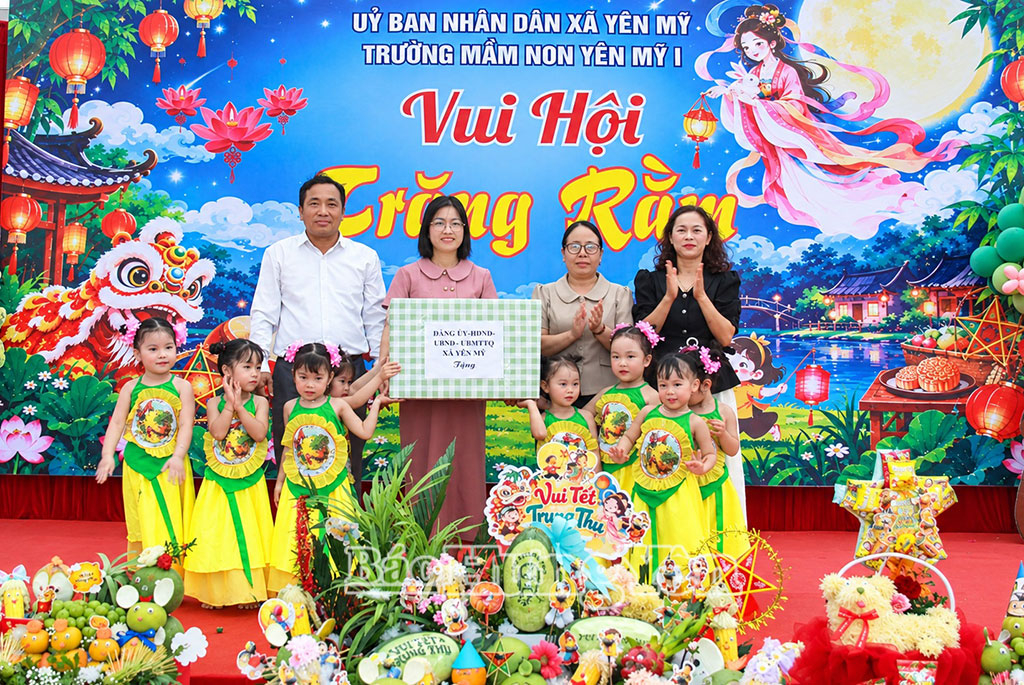 Xã Yên Mỹ: Rộn ràng Chương trình “Vui hội trăng rằm” tại trường mầm non