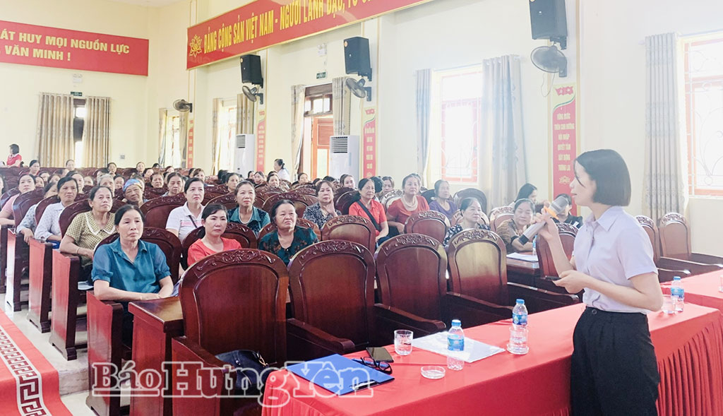 Xã Hồng Quang: 120 hộ sản xuất, chăn nuôi, chế biến thực phẩm được phổ biến kiến thức an toàn thực phẩm