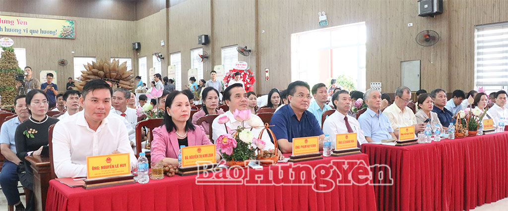 Xúc tiến thương mại tiêu thụ nhãn và các sản phẩm truyền thống xã Tân Hưng