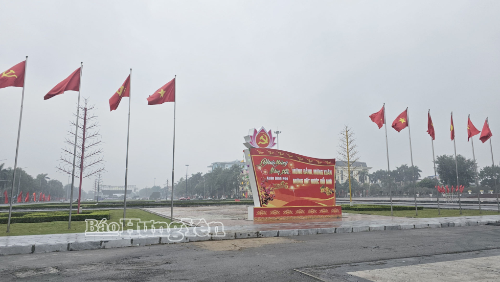 Tối nay 24/1, bắn pháo hoa và tổ chức chương trình nghệ thuật “Một niềm tin son sắt” tại Quảng trường Nguyễn Văn Linh, phường Phố Hiến