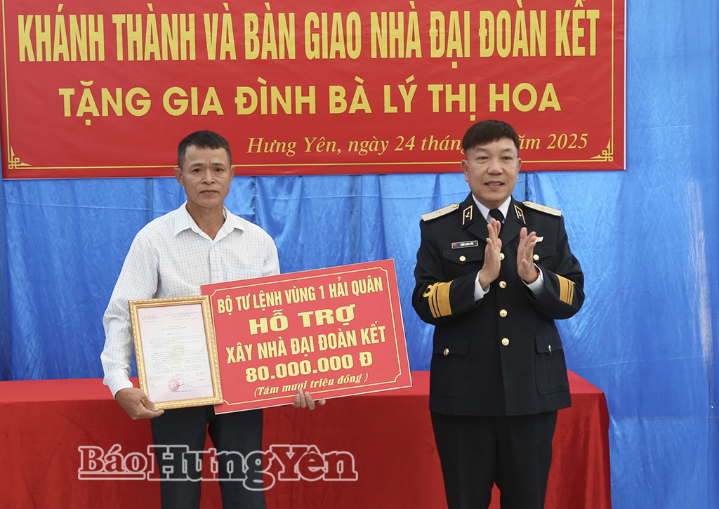 Bộ Tư lệnh Vùng 1 Hải quân bàn giao nhà Đại đoàn kết