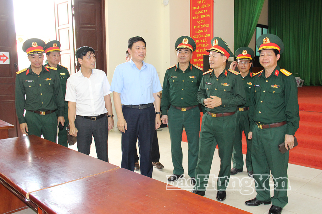 Quân khu 3 tham quan tổ chức, hoạt động của Ban CHQS xã Khoái Châu và Ban CHQS xã Đoàn Đào