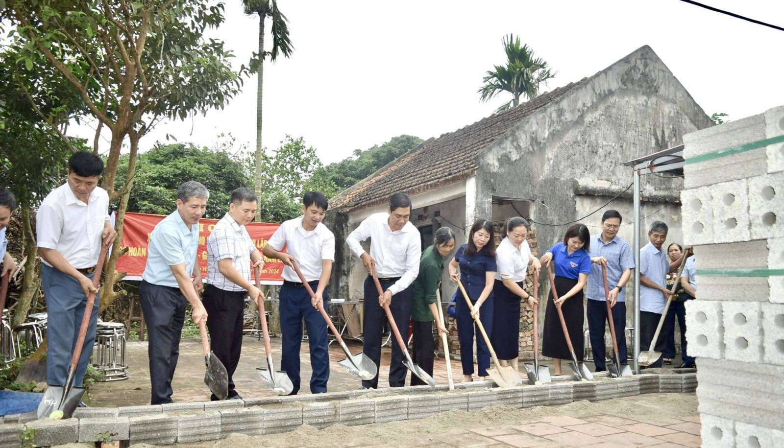 Thành phố Hưng Yên Khởi công xây nhà tình nghĩa cho hội viên nông dân nghèo