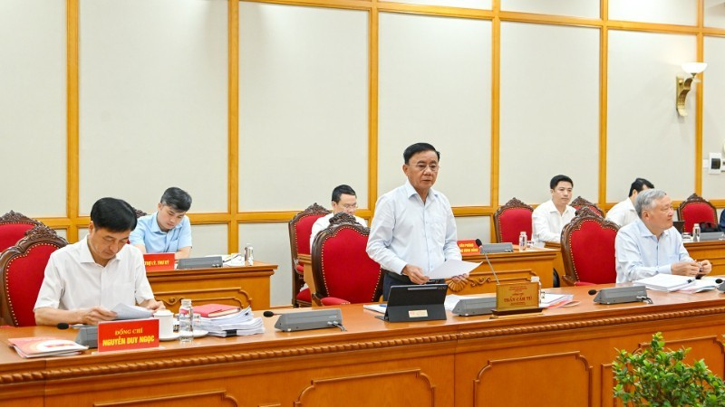 Tiếp tục sắp xếp đơn vị sự nghiệp, doanh nghiệp Nhà nước và đầu mối bên trong các cơ quan, tổ chức trong hệ thống chính trị