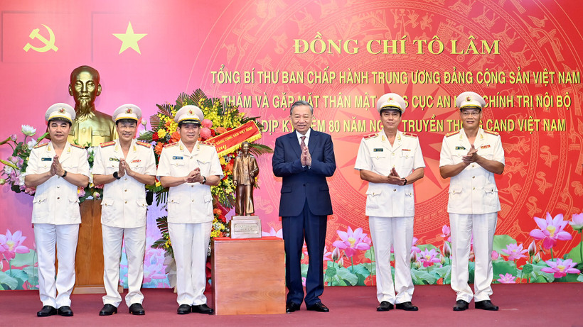 Đổi mới mạnh mẽ tư duy, cách thức triển khai công tác bảo vệ an ninh chính trị nội bộ