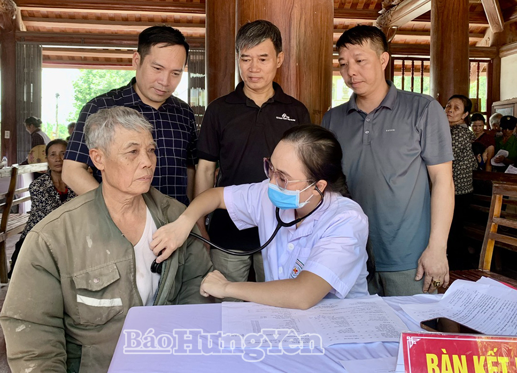 Xây dựng môi trường sống vui, sống khỏe, sống có ích cho người cao tuổi