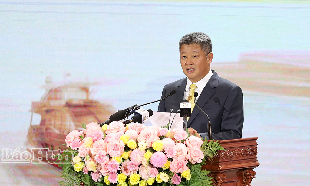 Phát biểu khai mạc hội nghị công bố Quy hoạch tỉnh Hưng Yên thời kỳ 2021 - 2030, tầm nhìn đến năm 2050 của đồng chí Nguyễn Mạnh Quyền, Phó Bí thư Tỉnh ủy, Chủ tịch UBND tỉnh
