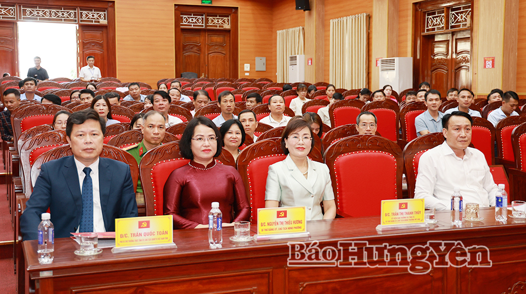 Công bố quyết định của Ban Thường vụ Tỉnh ủy về công tác cán bộ