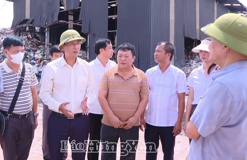 Đồng chí Nguyễn Hùng Nam, Phó Chủ tịch UBND tỉnh kiểm tra tiến độ đầu tư xây dựng nhà máy xử lý rác thải