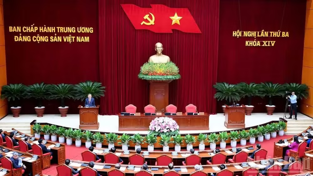 Nghị quyết Hội nghị lần thứ ba Ban Chấp hành Trung ương Đảng khoá XIV