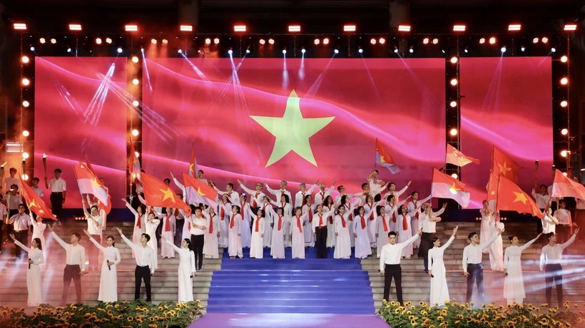 Hào hùng Chương trình Kỷ niệm 74 năm Ngày Truyền thống Học sinh, Sinh viên