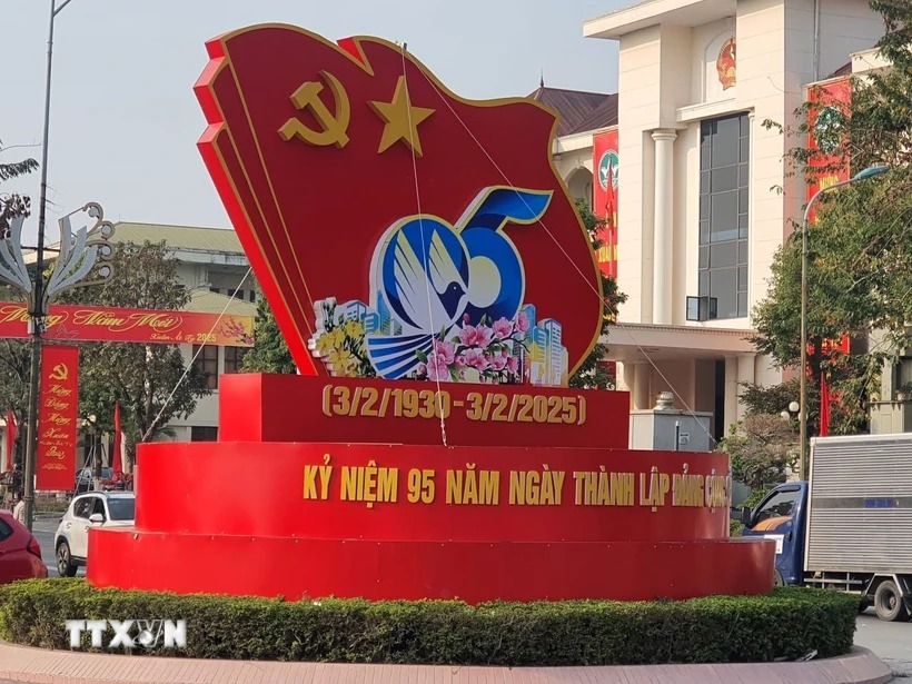 Đảng Cộng sản Việt Nam đã xây dựng nên đất nước tươi đẹp ngày nay