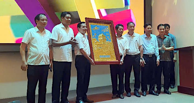 Ban Thường vụ Thành ủy Thái Bình thăm và làm việc với Ban Thường vụ Thành ủy Hưng Yên 